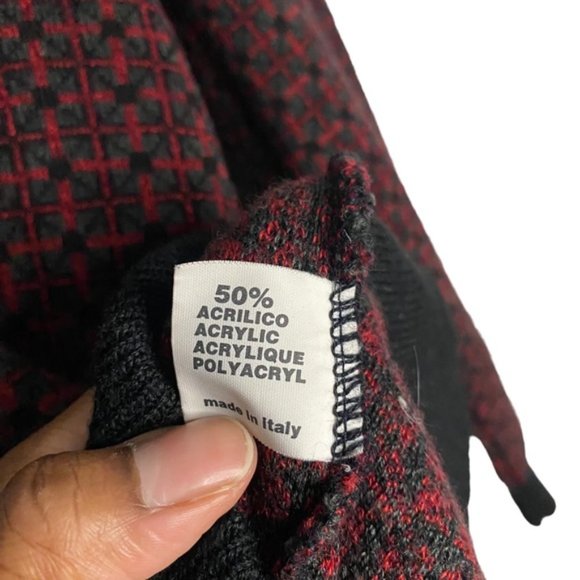 Modango Men's Patterned Wool V-Neck Soft Knit Sweater - Picture 8 of 9